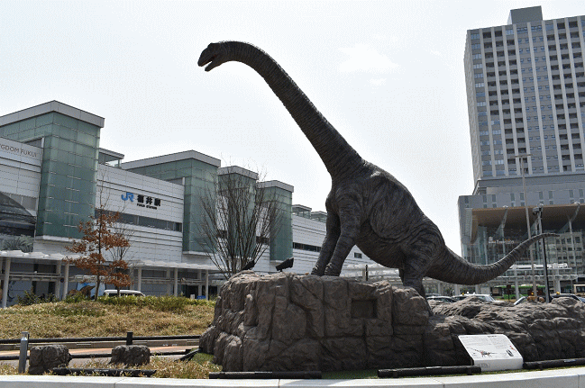 福井駅西口駅前広場