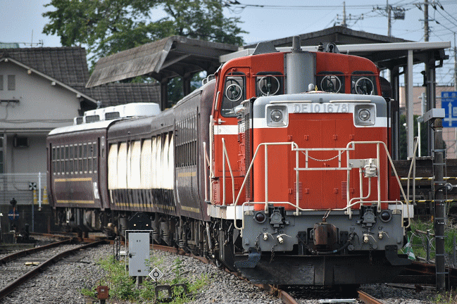 トロッコわたらせ渓谷号
