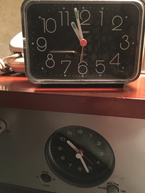 野洲シティホテルの目覚まし時計