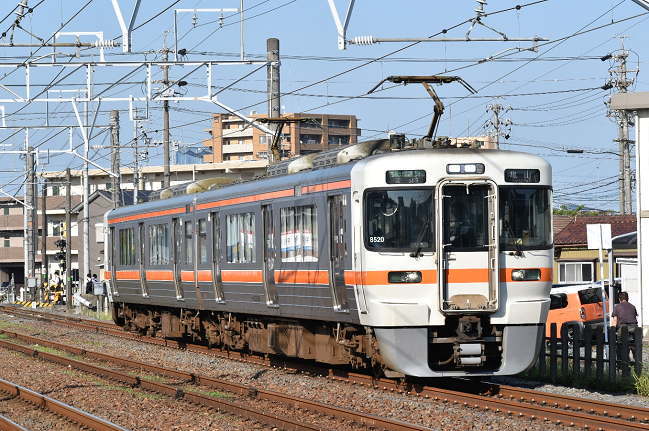 313系2連による1315G列車亀山行