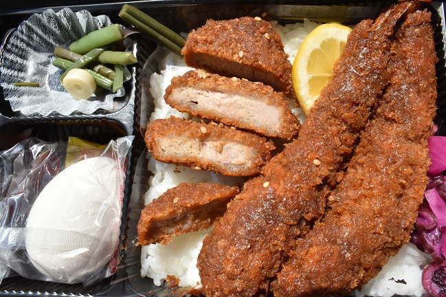 みそかつえびヒレ重