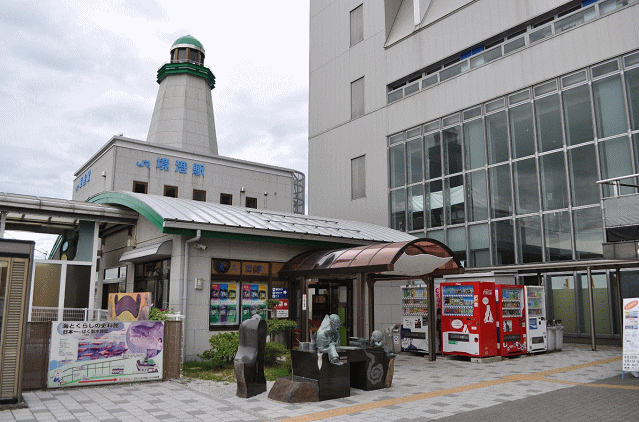 境港駅の外観