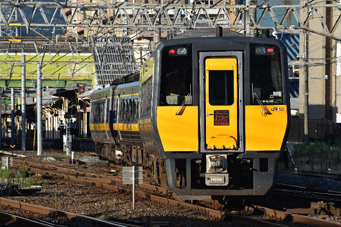 スーパーまつかぜ2号(米子駅近くの踏切の撮影地にて)