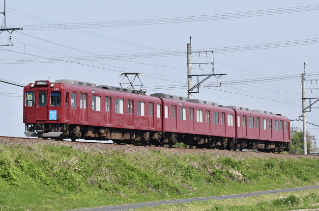 「養老線の新たな出発記念系統板」が取付けられたＤ０２編成