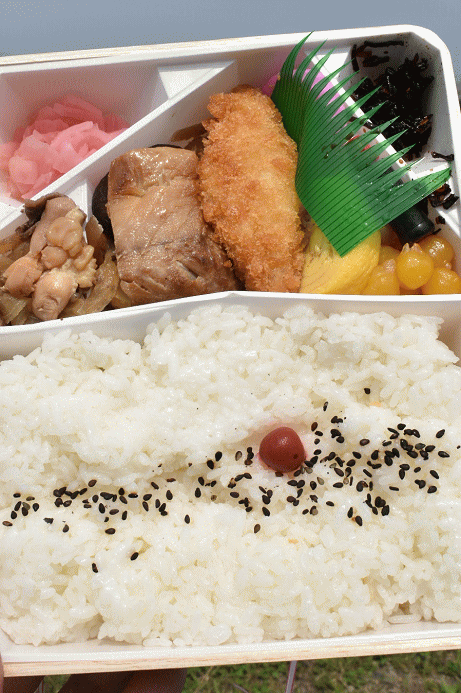 名古屋駅弁「復刻弁当」(松浦商店)