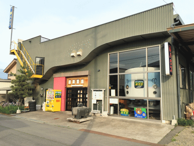 夢ハウスあずさ号（長野県上田市）の外観